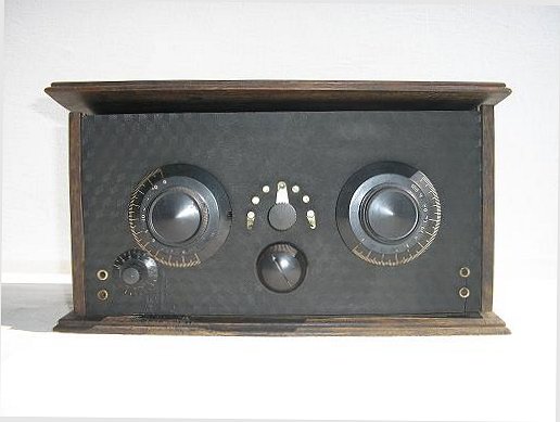 Unknown 3-tube radio