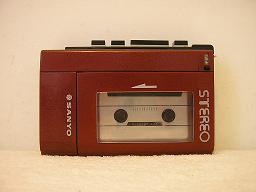 Sanyo M4440