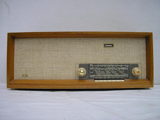 AGA Radio-3033