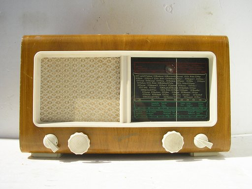 Radiophone 5157W