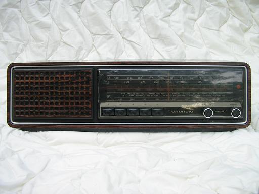 Grundig RF420